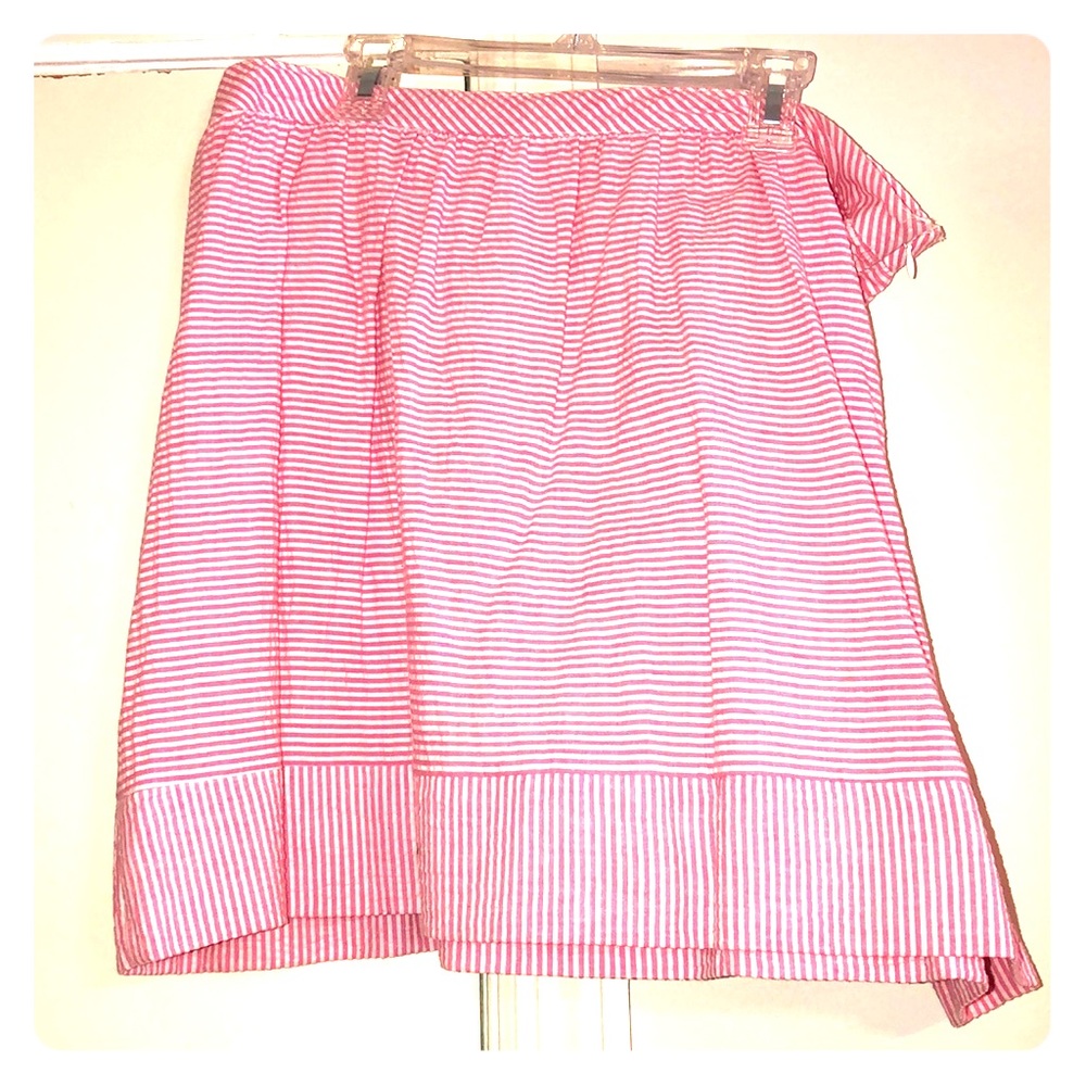 NWOT pink seersucker skirt